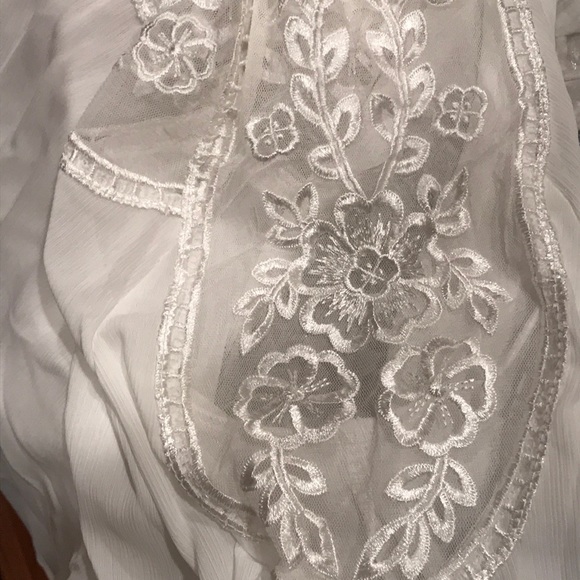 🆕White Boho Semi-Sheer Blouse - Picture 6 of 6